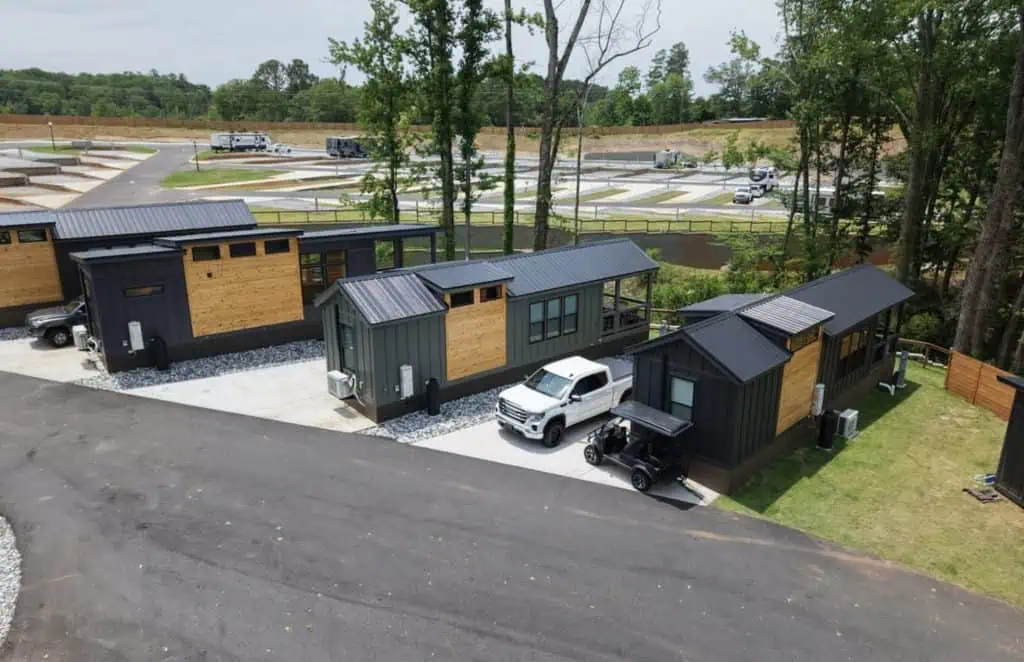 hartwell cove resort anderson south carolina. tiny home community